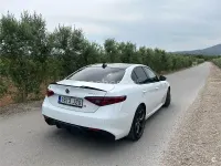 Usado Alfa Romeo Giulia Veloce 280 CV (205 kW) 2017 Blanco Berlina