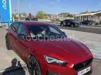 Usado Cupra Leon 190 CV (139 kW) 2023 Rojo Familiar