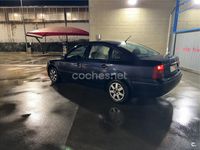 Usado VW Passat Comfortline 110 CV (80 kW) 1998 Azul Berlina