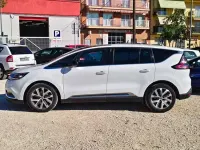 Usado Renault Espace Zen 160 CV (117 kW) 2016 Blanco Monovolumen