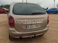 Usado Citroën Xsara Picasso Exclusive 90 CV (66 kW) 2003 Beige Monovolumen