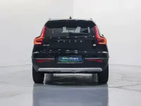 Usado Volvo XC40 Core 211 CV (155 kW) 2022 Negro SUV