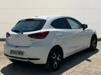 Usado Mazda 2 Center-Line 90 CV (66 kW) 2024 Blanco Utilitario