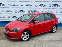 Usado VW Golf Sportsvan 110 CV (80 kW) 2015 Rojo Monovolumen