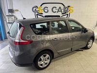 Usado Renault Grand Scénic III Expression 115 CV (84 kW) 2013 Gris / plata Monovolumen