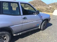 Usado Nissan Terrano 100 CV (73 kW) 1994 Azul SUV