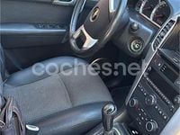 Usado Chevrolet Captiva LT 150 CV (110 kW) 2007 Gris / plata SUV
