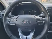 Usado Hyundai i30 110 CV (80 kW) 2024 Negro Berlina