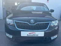 Usado Skoda Rapid Active 90 CV (66 kW) 2014 Negro Utilitario
