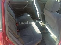 Usado VW Passat 90 CV (66 kW) 1997 Granate Berlina