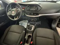Usado Fiat Tipo Easy 95 CV (69 kW) 2019 Beige Berlina