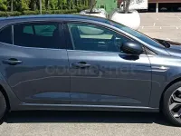 Usado Renault Mégane Zen 130 CV (95 kW) 2016 Azul Berlina
