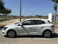 Usado Renault Mégane IV Life 90 CV (66 kW) 2016 Blanco Berlina