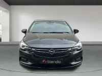 Usado Opel Astra Business 130 CV (95 kW) 2015 Negro