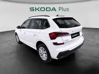 Usado Skoda Kamiq Essence 95 CV (69 kW) 2024 Blanco SUV