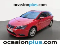 Usado Seat Leon ST Style 150 CV (110 kW) 2015 Rojo Familiar