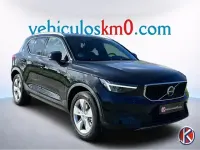 Begagnad Volvo XC40 Core 163 HK (119 kW) 2024 Svart SUV
