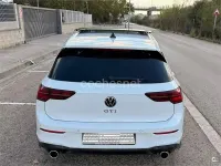 Usado VW Golf VIII GTI 245 CV (180 kW) 2022 Blanco Berlina