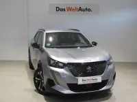 Usado Peugeot 2008 Allure 130 CV (95 kW) 2023 Gris SUV
