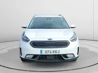 Begagnad Kia Niro 141 HK (103 kW) 2018 Vit SUV