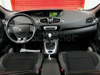 Usado Renault Grand Scénic III Bose Edition 110 CV (80 kW) 2015 Rojo Monovolumen