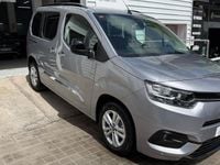 Usado Toyota Proace Verso Active 110 CV (80 kW) 2023 Gris / plata Familiar