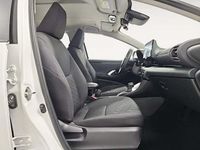 Usado Toyota Yaris Hybrid Active 116 CV (85 kW) 2025 Blanco Berlina