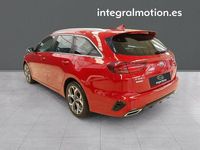Usado Kia Ceed 141 CV (103 kW) 2022 Rojo Utilitario