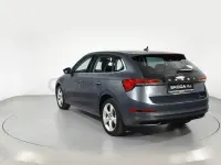 Usado Skoda Scala Ambition 110 CV (80 kW) 2021 Gris / plata Utilitario