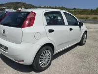 Usado Fiat Punto Pop 77 CV (56 kW) 2016 Blanco Utilitario