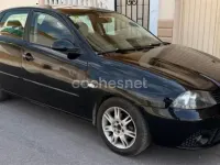 Begagnad Seat Ibiza Sport 75 HK (55 kW) 2006 Svart Halvkombi