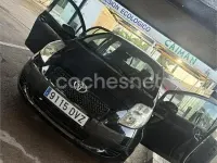 Usado Toyota Yaris 90 CV (66 kW) 2006 Negro Berlina