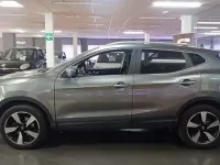 Usado Nissan Qashqai N-Connecta 110 CV (80 kW) 2017 Gris SUV
