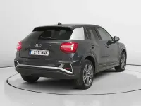 Usado Audi Q2 S-Line 116 CV (85 kW) 2024 Gris / plata SUV