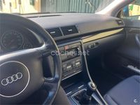 Usado Audi A4 130 CV (95 kW) 2004 Azul Berlina
