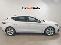 Usado Seat Leon FR 116 CV (85 kW) 2025 Blanco