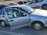 Usado Seat Cordoba Stella 75 CV (55 kW) 2001 Gris / plata Berlina