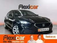 Usado Seat Leon Style 110 CV (80 kW) 2024 Negro