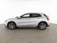Usado Mercedes GLA200 AMG line 136 CV (100 kW) 2019 Gris SUV