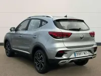 Usado MG ZS Luxury 106 CV (77 kW) 2025 Plateado SUV