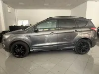 Usado Ford Kuga ST-Line 180 CV (132 kW) 2017 Gris / plata SUV
