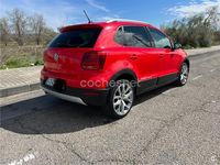 Usado VW Polo Cross 90 CV (66 kW) 2015 Rojo Utilitario