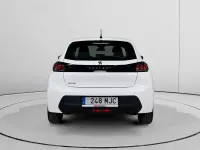Usado Peugeot 208 Active 102 CV (75 kW) 2023 Blanco Utilitario