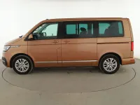Usado VW Multivan 150 CV (110 kW) 2019 Dorado Monovolumen