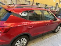 Usado Seat Arona Style 95 CV (69 kW) 2020 Granate SUV
