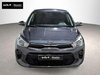Usado Kia Rio 100 CV (73 kW) 2020 Gris Berlina