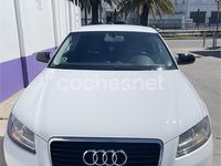 Usado Audi A3 Attraction 105 CV (77 kW) 2013 Blanco Berlina