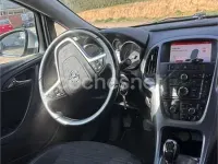 Usado Opel Astra Elegance 136 CV (100 kW) 2017 Gris / plata Berlina