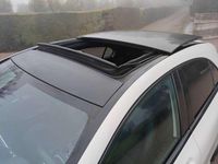 Usado Mercedes A180 AMG line 122 CV (89 kW) 2015 Blanco Utilitario