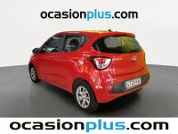 Usado Hyundai i10 66 CV (48 kW) 2019 Rojo Utilitario
